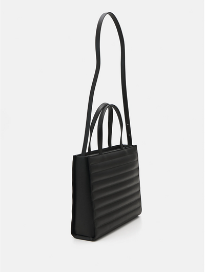 Geantă Calvin Klein Line Quilt Medium Tote, neagră, cu curea crossbody detașabilă