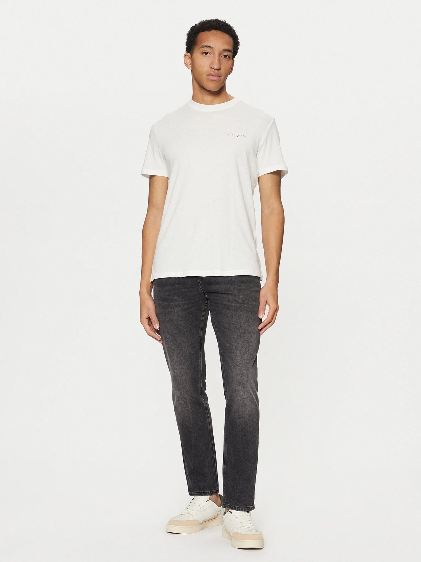 Tricou bărbați Tommy Jeans, Black/Ecru, slim fit, 100% bumbac